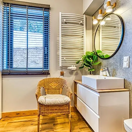 Appartement Bujac W Oblokach Karpatia - 5d *