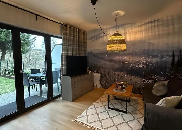 Bujac W Oblokach Karpatia - 5d * كارباش