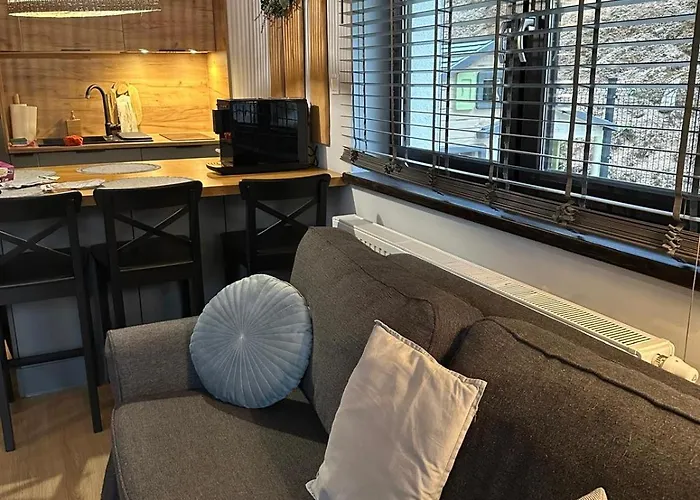 Bujac W Oblokach Karpatia - 5d شقة كارباش